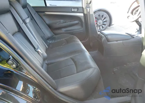 2013 Infiniti G37 Journey z USA, uszkodzony, nr VIN JN1CV6AP9DM303504